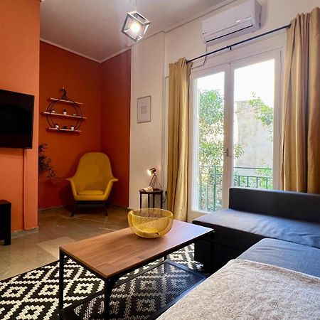 Modern & Cozy 51Sqm Apt In Thisseio Атина Екстериор снимка