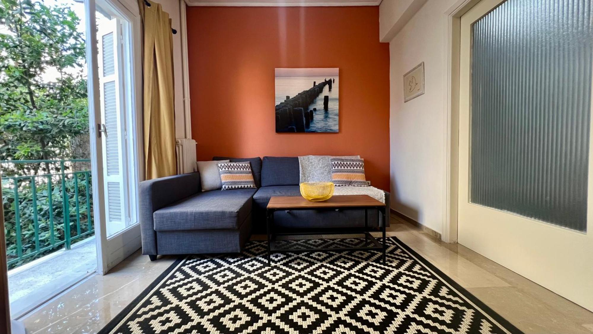Modern & Cozy 51Sqm Apt In Thisseio Атина Екстериор снимка